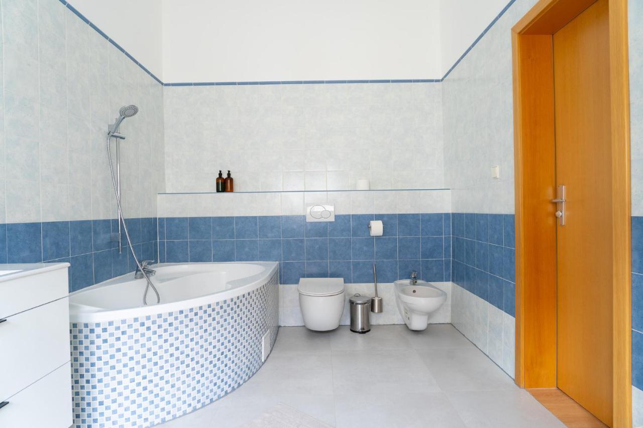 The Dante Prague - Family And Friends Apartments Luaran gambar