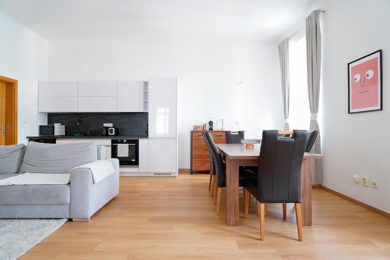 The Dante Prague - Family And Friends Apartments Luaran gambar